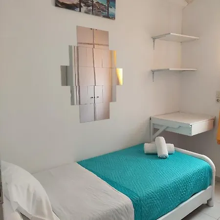 西缇森特洛姆斯酒店 招待所 3*